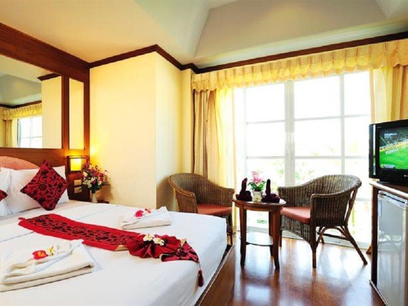 Chaba Kata Beach Hotel ภายนอก รูปภาพ